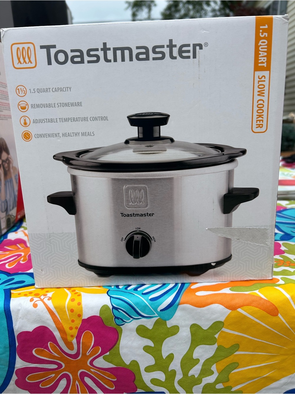 Toastmaster 1.5 Quart Stainless Steel Slow Cooker - Silver